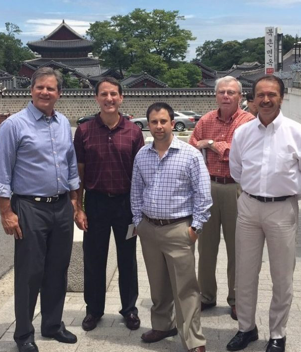 安德森 - 世界各地的代表